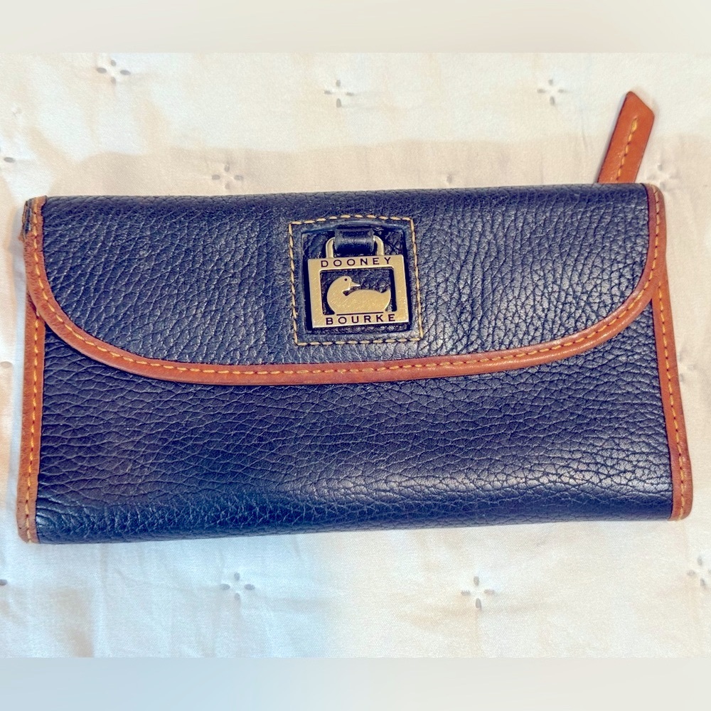 Vintage Dooney & Bourke Navy Blue Leather Wallet with Tan Trim